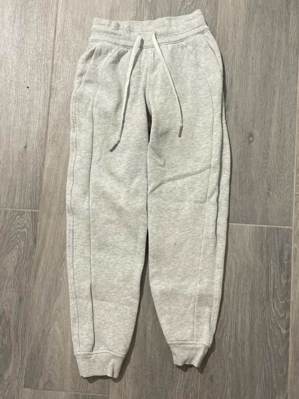 lululemon athletica Light Gray Jogger Sweatpants Size 0